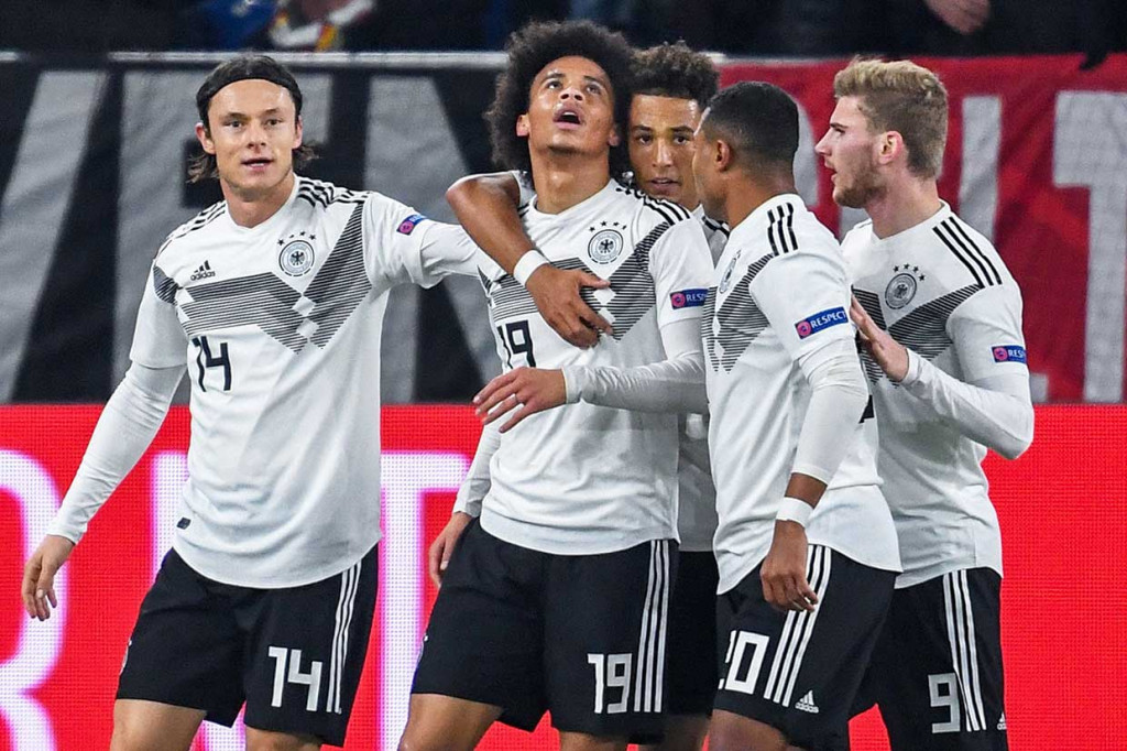 Leroy Sane menggandakan keunggulan Jerman menjadi 2-0 pada menit ke-20, ketika bergerak mengejar operan Toni Kroos dan melesakkan gol dengan tembakan yang terdefleksi dari tepi kotak penalti.