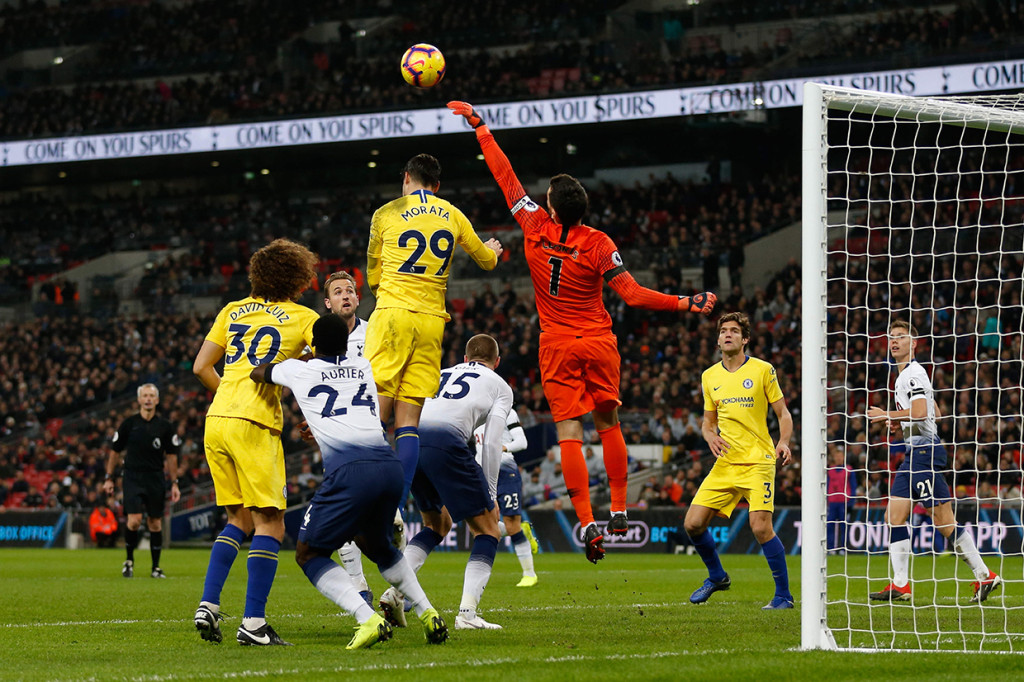 Kemenangan itu membuat Tottenham naik ke posisi tiga dengan mengkudeta Chelsea yang turun ke ke posisi empat. Afp Photo/Ian Kington
