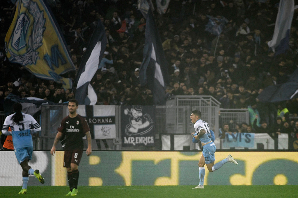 Dengan hasil ini, Lazio sukses mempertahankan posisi mereka di empat besar klasemen Liga Italia 2018-2019 pada pekan ke-13 dengan torehan 23 poin atau unggul satu angka dari AC Milan yang menguntit tepat di bawah mereka.
