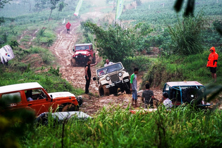 Kegiatan dipusatkan di Depes Offroad Track, Desa Pelangi, Sentul, Kab. Bogor, Minggu (25/11/2018). 