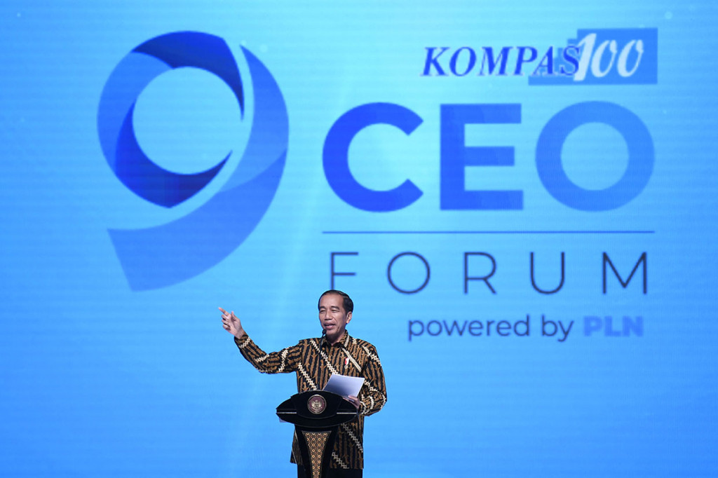 Presiden Joko Widodo atau Jokowi meminta para Chief Executive Officer (CEO) perusahaan-perusahaan Indonesia tidak takut dengan kondisi ekonomi global yang penuh ketidakpastian serta perang dagang antara Amerika Serikat dan Cina. Meski terlihat sulit, Jokowi meminta para CEO mencari peluang untuk mengembangkan bisnisnya.