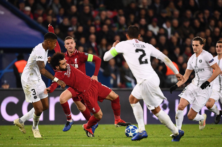Sementara Liverpool tetap kesulitan membongkar pertahanan kokoh tuan rumah yang berhasil menutup pertandingan dengan kemenangan 2-1 atas tamunya.