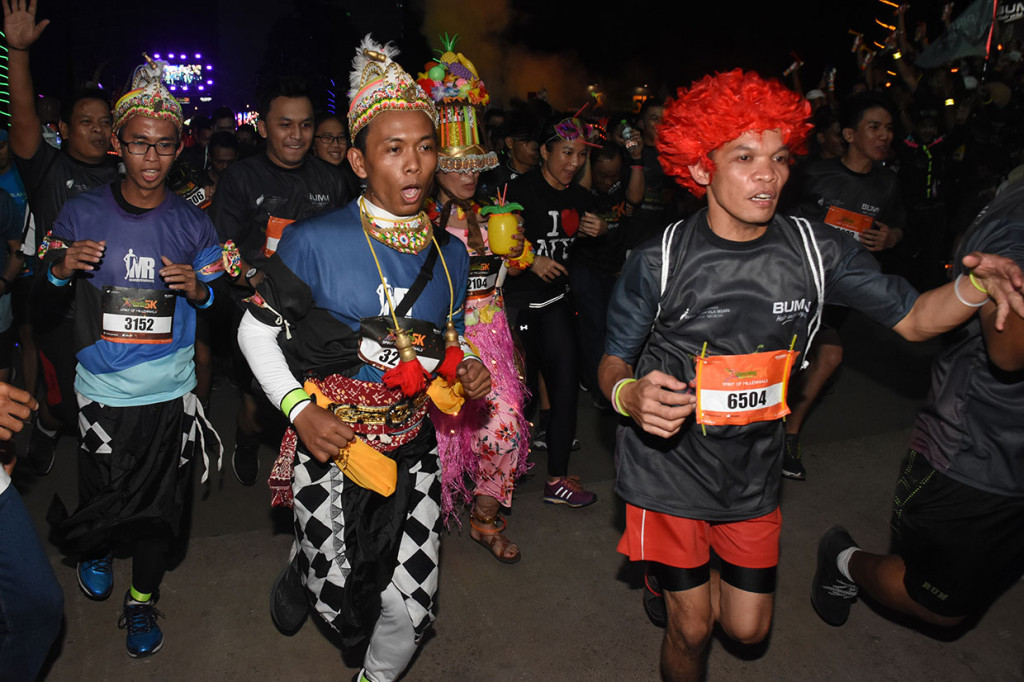 Ajang lari yang diselenggarakan BUMN tersebut diikuti sekitar 3.000 peserta dan nantinya uang pendaftaran dari para peserta akan disumbangkan seluruhnya untuk yayasan kanker, anak-anak terlantar, veteran, serta korban bencana alam. 