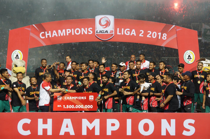 Dalam laga tersebut PSS Sleman menang dengan skor 2-0 atas Semen Padang, dan berhak memperoleh hadiah sebesar Rp1,5 miliar. menjadi juara Liga 2 Indonesia. Medcom.id/Zam