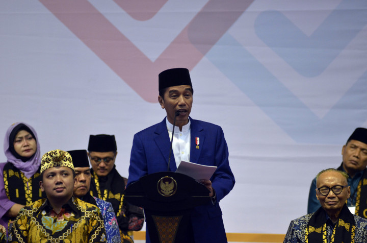 Dalam sambutannya, Jokowi mengatakan di tahun politik ini ICMI maupun ormas Islam lainnya memiliki peran yang sangat sentral di bidang politik menjelang Pemilu dan Pilpres 2019. ICMI bisa memberikan pencerahan-pencerahan terutama kepada masyarakat mengenai pentingnya kerukunan, persatuan dan persaudaraan.