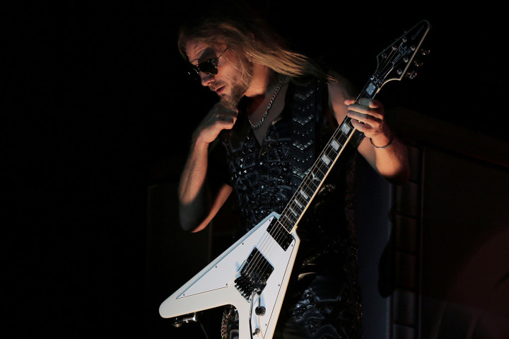 Total lagu yang dibawakan oleh Judas Priest sebanyak 19 lagu, di antaranya adalah 