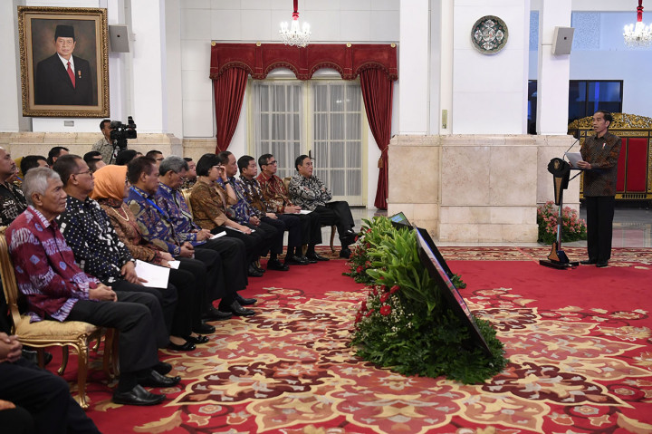 Jokowi mengatakan, dukungan kepada IAI dalam percepatan program sertifikasi profesi akuntan agar memiliki kreativitas, invasi, dan daya saing.