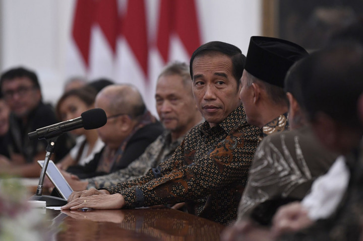 Presiden Joko Widodo menerima seniman dan budayawan di Istana Merdeka, Jakarta.