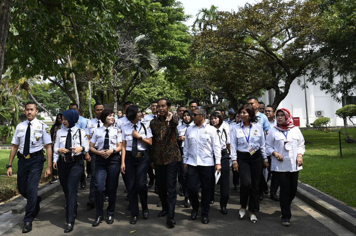 Presiden menyampaikan bahwa kontribusi industri jasa pengamanan akan semakin dibutuhkan seiring kebutuhan negara untuk menciptakan iklim investasi yang aman dan menarik.