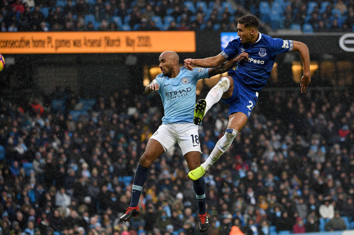 Everton mencetak gol balasan pada menit ke-65 lewat Dominic Calvert-Lewin tandukan menyambut umpan silang Lucas Digne, untuk mengubah skor menjadi 1-2.
