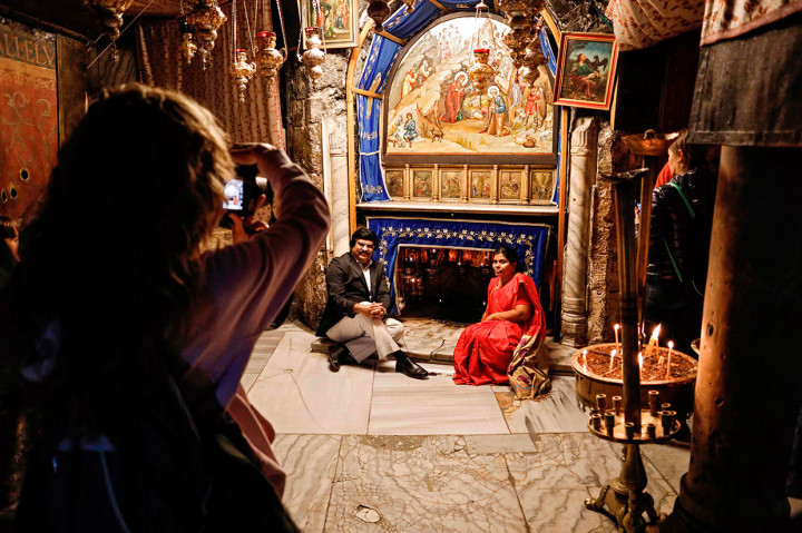 Setelah tersembunyi berabad-abad lamanya, keindahan mozaik Gereja Kelahiran Yesus Kristus di Betlehem, kembali bersinar. Kemegahan sisa-sisa peninggalan era Perang Salib muncul di tengah euforia perayaan Natal tahun ini.