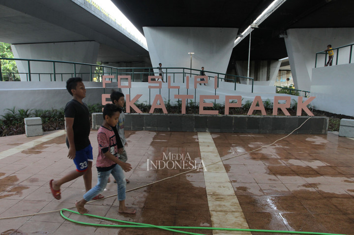 Sudah nampak tulisan besar