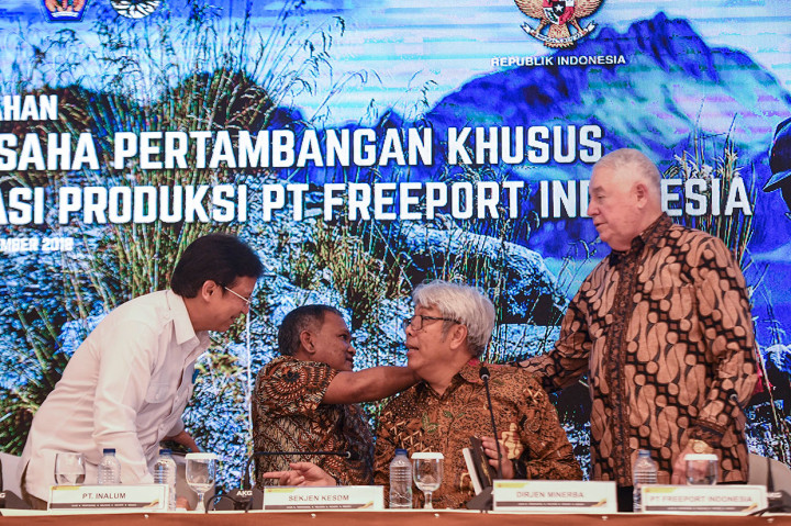 Saham PT Freeport sebanyak 51,2 persen sudah resmi beralih ke Indonesia melalui PT Inalum. Resminya pengalihan saham tersebut ditandai dengan proses pembayaran dan terbitnya Izin Usaha Pertambangan Khusus Operasi Produksi (IUPK) sebagai pengganti Kontrak Karya (KK) PTFI yang telah berjalan sejak 1967 dan diperbaharui pada 1991 dengan masa berlaku hingga 2021.  