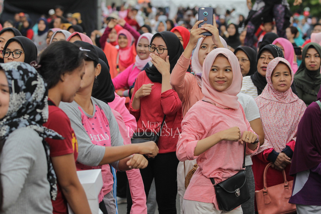 Suasana senam bersama pada acara 