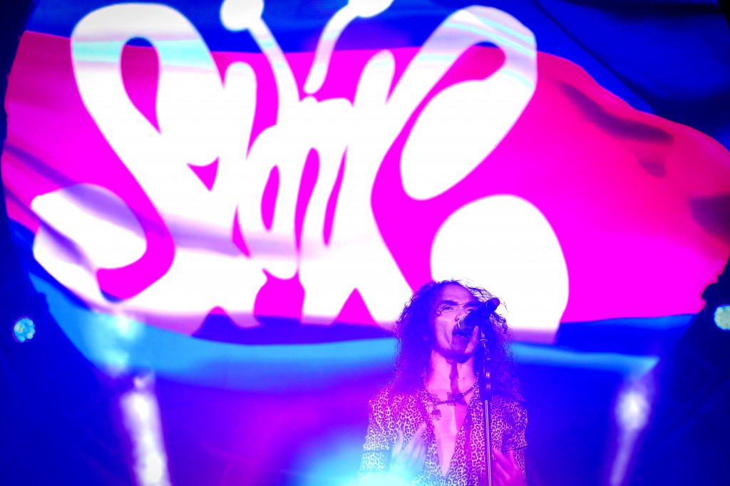 Aksi panggung Kaka Slank. 