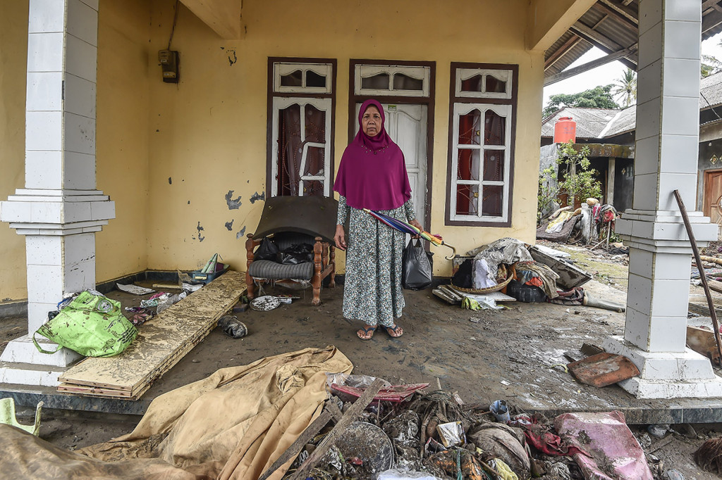 Kecamatan Sumur, Kabupaten Pandeglang, Banten, menjadi wilayah yang tercatat paling parah terkena dampak tsunami Selat Sunda.