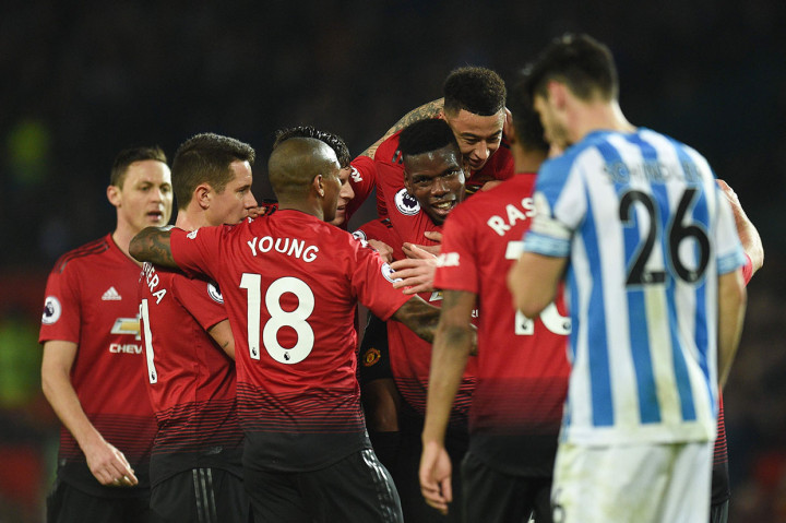 Dua gol Paul Pogba melengkapi gol pembuka Nemanja Matic, menjadi kemenangan kedua dalam dua pertandingan MU di bawah pelatih interim Ole Gunnar Solskjaer.