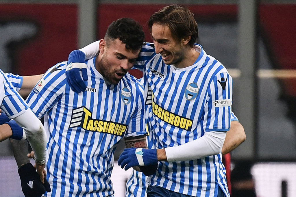 SPAL unggul terlebih dahulu lewat gol Andrea Petagna pada menit ke-13. Tembakan Petagna sempat membentur Romagnoli, sehingga bola berbelok dan meluncur masuk ke gawang Milan.