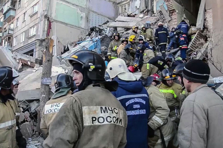 Suhu udara di kota Magnitogorsk, yang terletak 1.700 km di kawasan Urals sebelah timur Moskow, saat ini tercatat -17 derajat Celsius.
