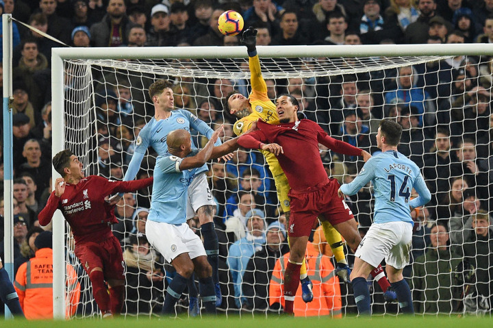 Sementara peluang Liverpool lewat Virgil van Dijk masih dapat digagalkan kiper Ederson. Skor 2-1 bertahan hingga wasit Anthony Taylor meniup peluit tanda laga berakhir.
