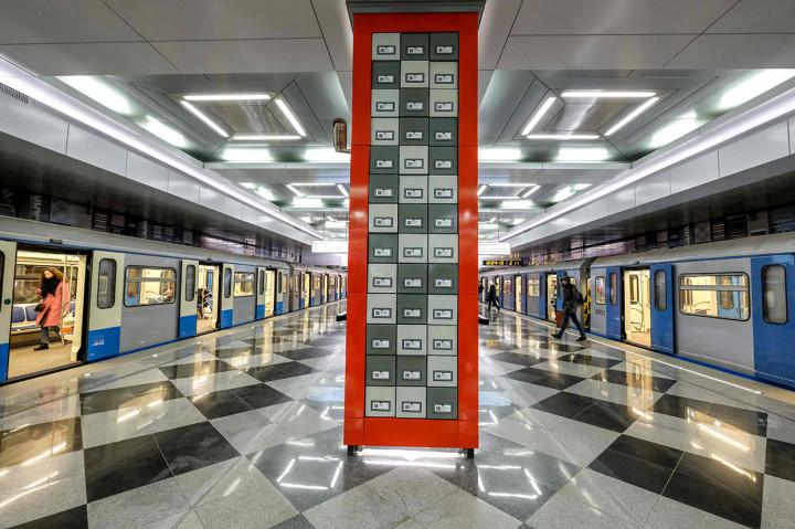 Tahun ini sistem transportasi yang berasal dari tahun 1935, membuka 16 stasiun baru dan mengangkut sekitar dua miliar penumpang.