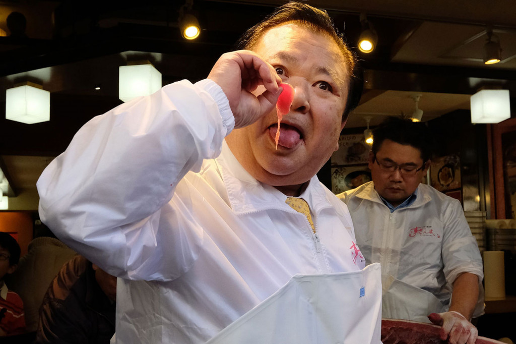 'Raja Tuna' Kimura membayar harga tertinggi, yang mengalahkan rekor sebelumnya sebesar 155 juta yen yang juga dimenangkannya pada 2013 lalu.