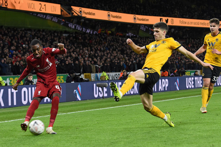 Pada laga yang digelar di Stadion Molineux, Wolverhampton tersebut, Juergen Klopp menurunkan sebagian besar pemain pelapisnya, termasuk memberikan debut untuk Rafael Camacho di sektor bek kanan.