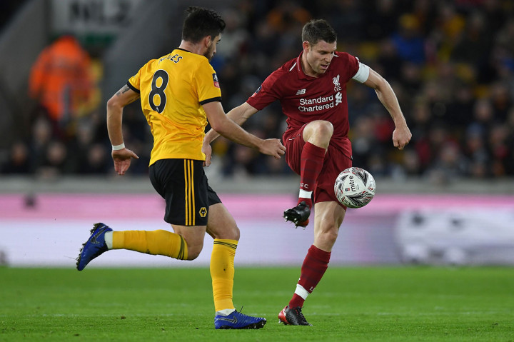 Tuan rumah berhasil memimpin pada menit ke-38 lewat gol Jimenez. Berawal dari umpan balik James Milner kepada Fabinho yang berhasil dipotong Diogo Jota, bola diteruskan kepada Jimenez yang berlari bebas tanpa kawalan di sisi kanan sebelum merangsek ke dalam kotak penalti dan melepaskan tendangan terarah ke area tiang jauh.