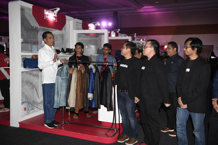 Jokowi berpesan kepada Bukalapak untuk bisa membangun ekosistem online yang tersambung dengan ekosistem offline. Ia mendorong e-commerce tersebut untuk bekerja sama dengan pemerintah dalam memperbaiki kualitas produk-produk UMKM.