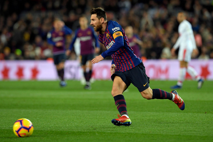 Gol Messi lahir pada menit ke-53 melalui penyelesaian indah memanfaatkan umpan matang kiriman Philippe Coutinho.