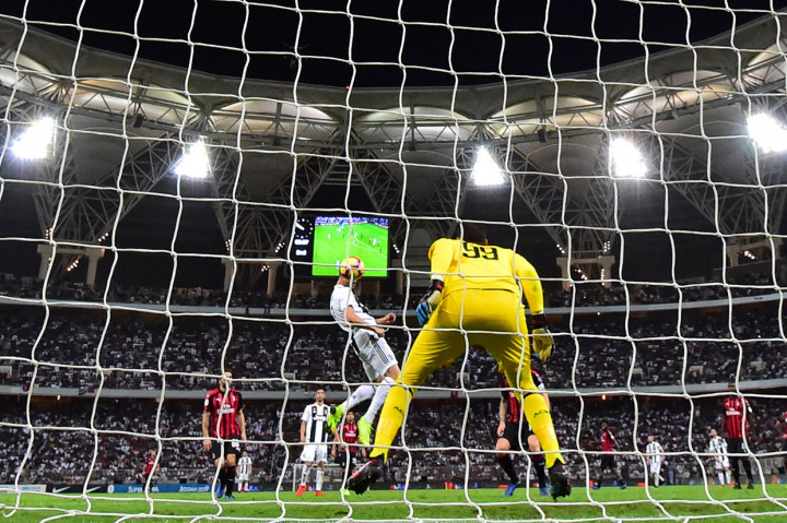 Sebelumnya, gol tunggal Juve atas Milan dicetak oleh Cristiano Ronaldo lewat sundulan pada menit ke-61 menyambut umpan silang Miralem Pjanic.