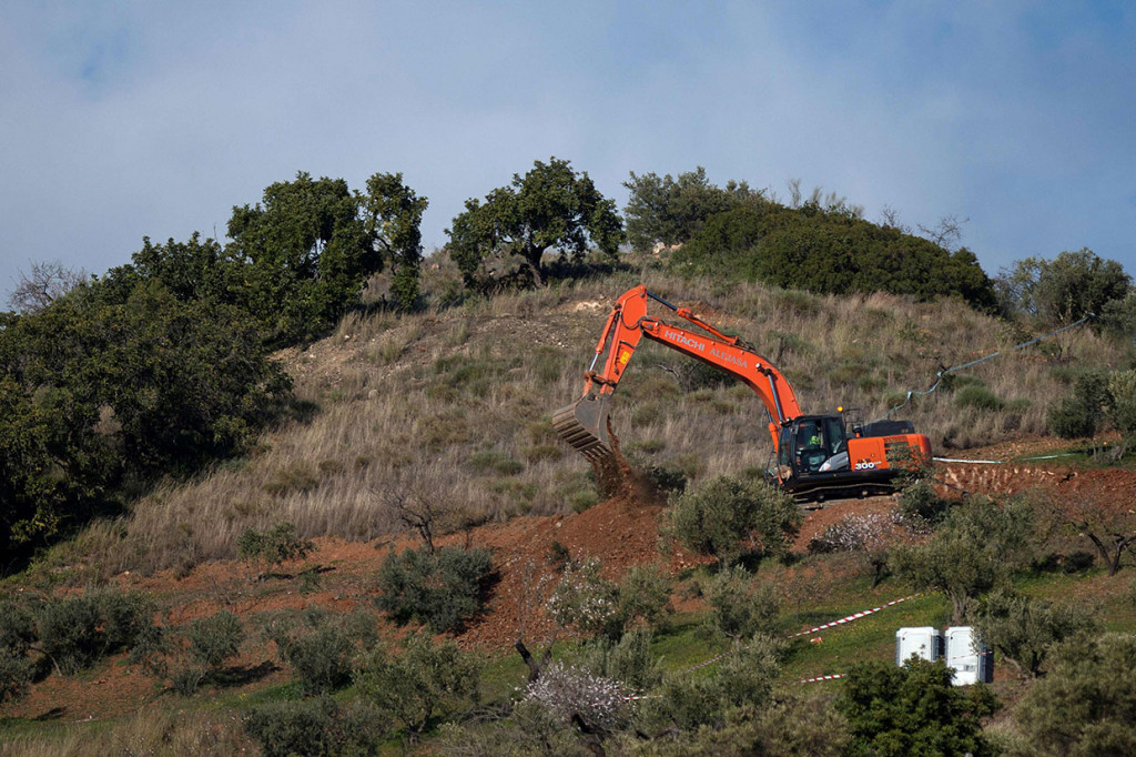 Pada Rabu, 16 Januari 2019 waktu setempat, tim penyelamat telah menemukan beberapa helai rambut di lubang sumur, dan setelah dilakukan tes DNA menyatakan bahwa rambut tersebut milik anak itu.