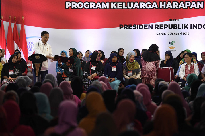 Presiden dalam arahannya menegaskan bahwa dana dari PKH harus diprioritaskan untuk kebutuhan pendidikan dan gizi anak. 
