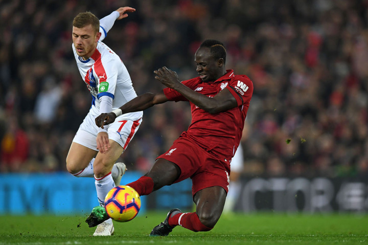 Namun Palace tidak menyerah begitu saja dan memperkecil ketertinggalan menjadi 3-4 lewat Max Meyer di masa injury time.