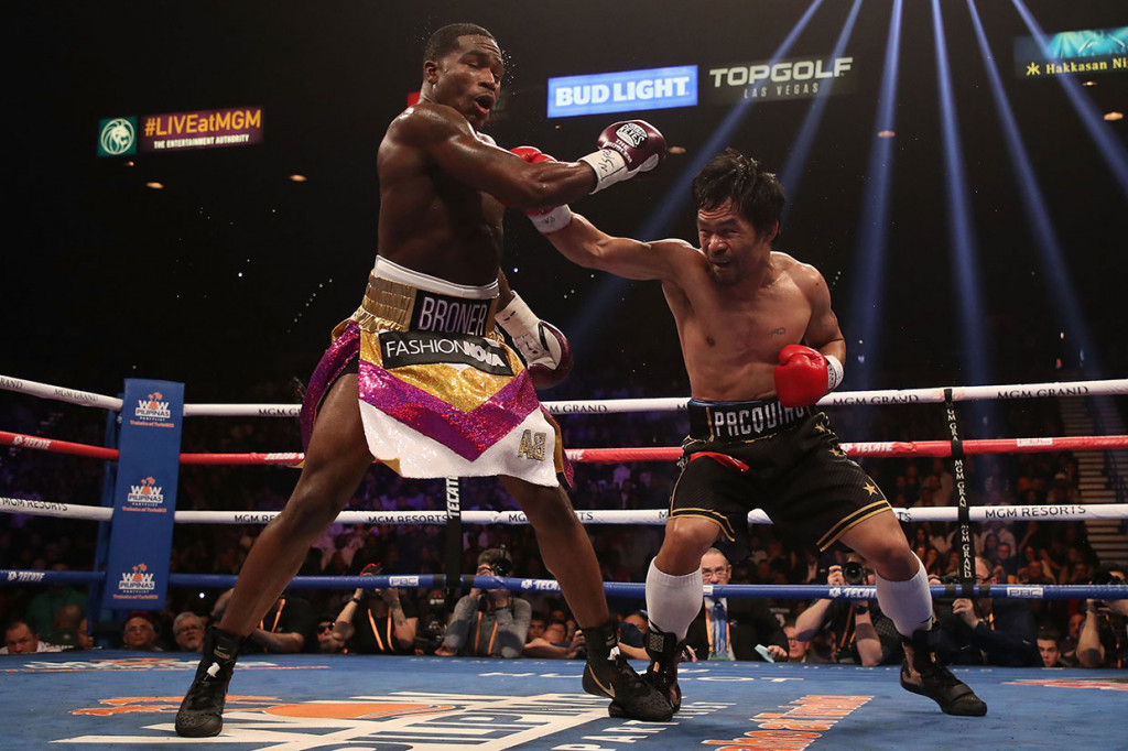 Juara dunia 40 tahun asal Filipina itu lebih cepat dan akurat saat melepaskan pukulan saat mengendalikan setiap ronde untuk mengamankan kemenangan atas Broner yang berusia 29 tahun.