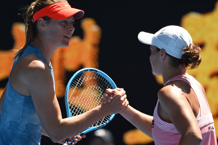 Petenis Rusia berusia 31 tahun tersebut kalah 6-4, 1-6, dan 4-6 dari Barty dalam laga yang berlangsung di Melbourne, Minggu, 20 Januari 2019.