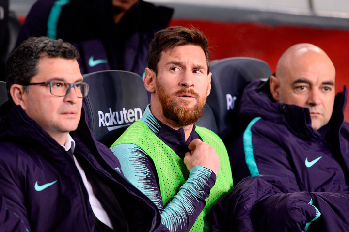 Secara mengejutkan, pelatih Barca Ernesto Valverde membangkucadangkan beberapa bintangnya, seperti Lionel Messi dan Ivan Rakitic. Thomas Vermaelen, Arthur Melo, dan Carles Alena masuk menjadi starter.