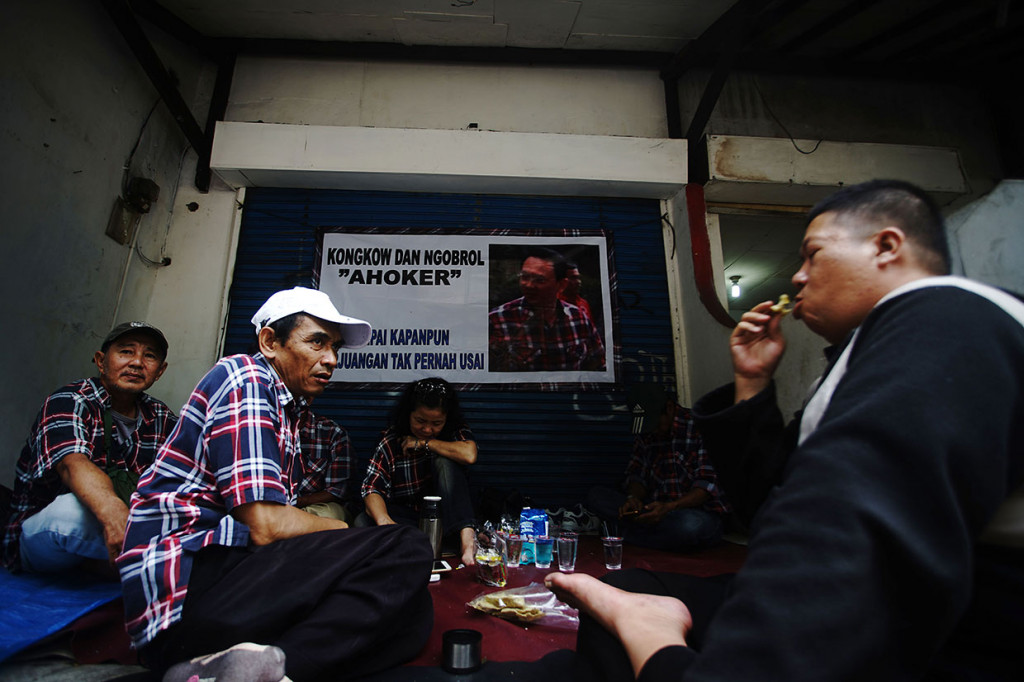 Sementara itu sejumlah pendukung Ahok (Ahoker) mulai berdatangan di Mako Brimob sejak Rabu, 23 Januari, untuk menyambut bebasnya mantan Gubernur DKI Jakarta tersebut.
