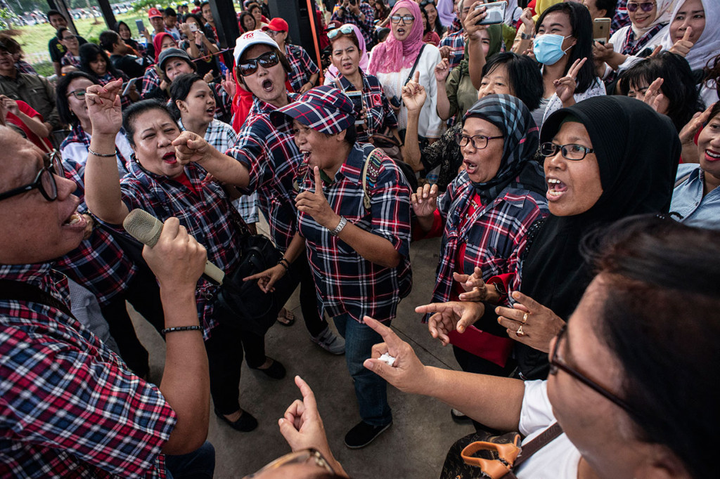 Ahoker menggelar berbagai acara, di antara doa bersama dan hiburan sebagai rasa syukur atas bebasnya Ahok dari penjara.