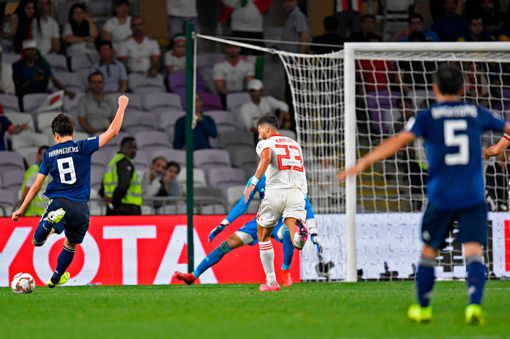 Jepang menyempurnakan kemenangan menjadi 3-0 melalui gol Genki Haraguchi pada masa injury time. Minamino melakukan aksi solo run sebelum memberikan umpan terukur kepada Haraguchi yang kemudian melepaskan sepakan keras dari dalam kotak penalti menggunakan kaki kirinya.