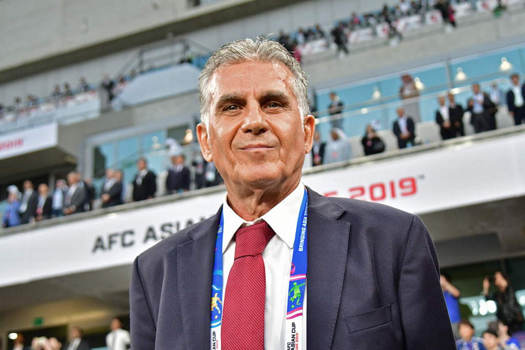 Sementara Carlos Queiroz menyatakan mundur setelah hampir delapan tahun sebagai pelatih Iran menyusul kekalahan timnya 3-0 dari Jepang.