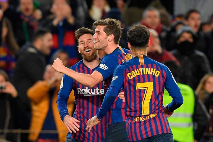 Semenit berselang Barca kembali menambah perbendaharaan gol lewat Sergi Roberto. Skor menjadi 4-0.