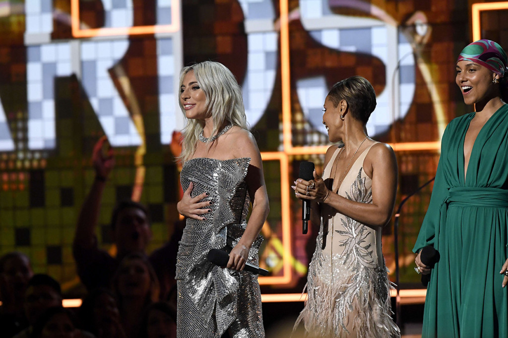 Lady Gaga menjadi salah satu artis yang menjadi sorotan di Grammy Awads ke-61 karena memenangkan penampilan Best Pop Solo Performance. Afp Photo/Kevork Djansezian