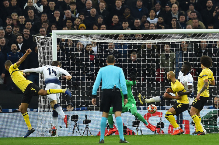 Baru dua menit turun ke lapanangan, Fernando Llorente yang masuk menggantikan Lucas Moura memperlebar keunggulan bagi Spurs menjadi 3-0 pada menit ke-86. Eriksen mengirim umpan yang cantik lewat tendangan pojok yang disambut oleh sundulan Llorente.