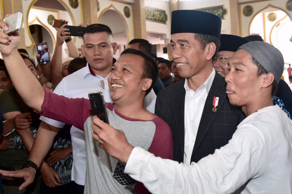 Ia berharap agar program percepatan penerbitan sertifikat ini dapat dirasakan manfaatnya bagi masyarakat dan umat sekaligus mengurangi sengketa-sengketa pertanahan yang terjadi selama ini.