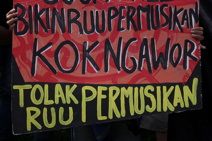 Dalam aksi tersebut mereka menuntut agar DPR mencabut RUU Permusikan dari program legislasi nasional serta menuntut optimalisasi dan revitalisasi Dewan Kesenian di daerah agar mampu mengayomi seluruh masyarakat seni di Indonesia. Antara Foto/Moch Asim