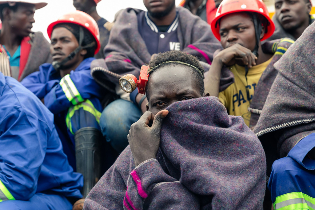 Saat ini, Presiden Zimbabwe Emmerson Mnangagwa telah menyatakan kejadian ini sebagai bencana nasional. Mnangagwa mengatakan pemerintah Zimbabwe akan terus memberikan bantuan dalam penyelamatan ini.