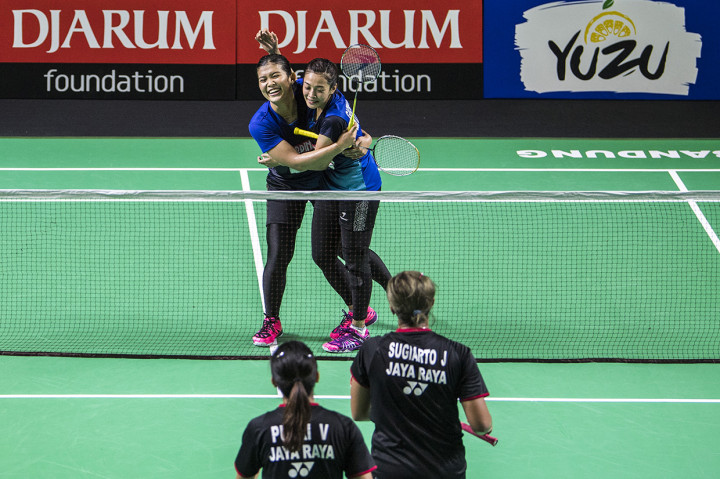 Selanjutnya, giliran partai ganda yang dimainkan, yakni antara Maretha Dea Giovani/Yulfira Barkah dan Jauza Fadhila Sugiarto/Virni Putri (Jaya Raya). Mereka merebut kemenangan straight game dalam waktu 38 menit.
