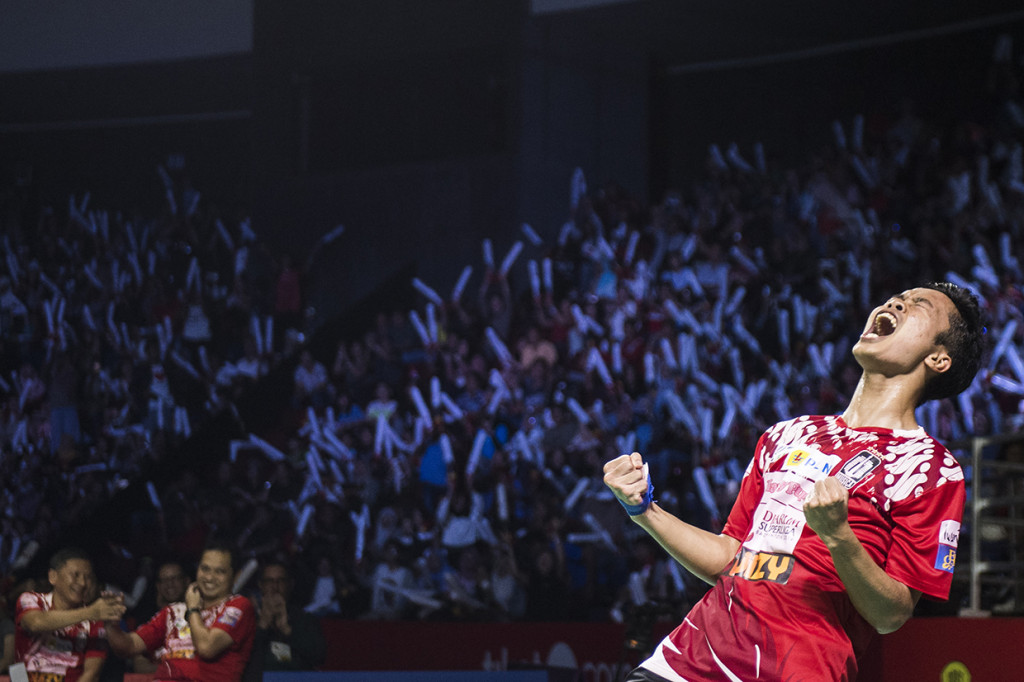 Anthony, pemain tunggal putra nomor tujuh dunia, mengalahkan Ihsan Maulana Mustofa dengan kedudukan 21-15, 20-22, 21-18.