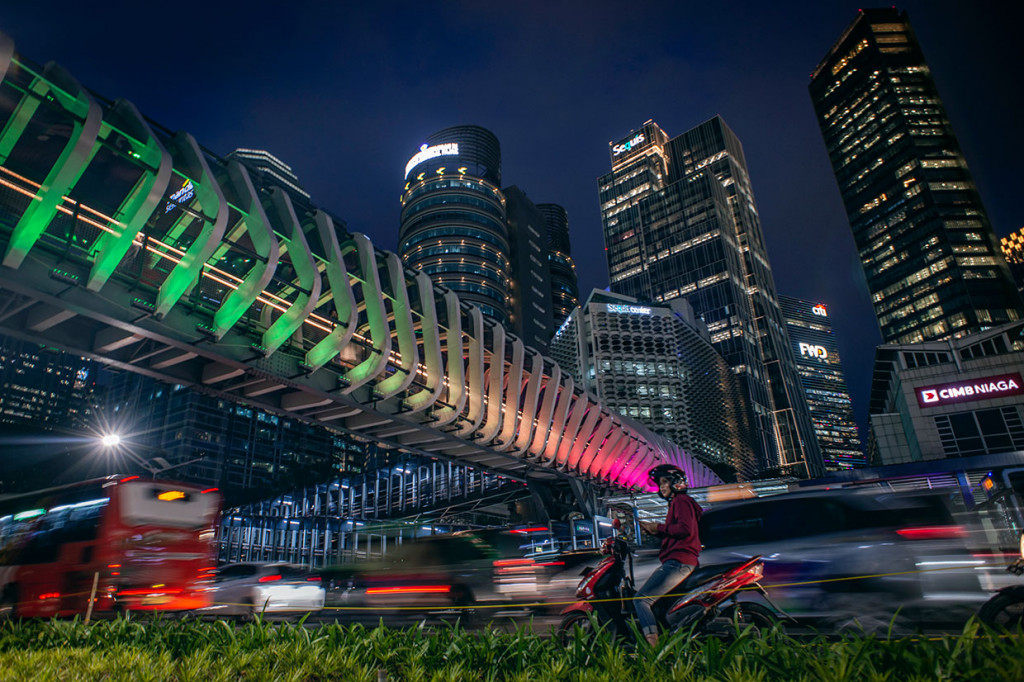 Beberapa fasiltas lain bagi pengguna antara lain 7 titik CCTV yang beroperasi 24 jam, lampu pengarah jalan, lampu RGB dan juga dua buah lift yang akan beroperasi pada Mei 2019 mendatang.